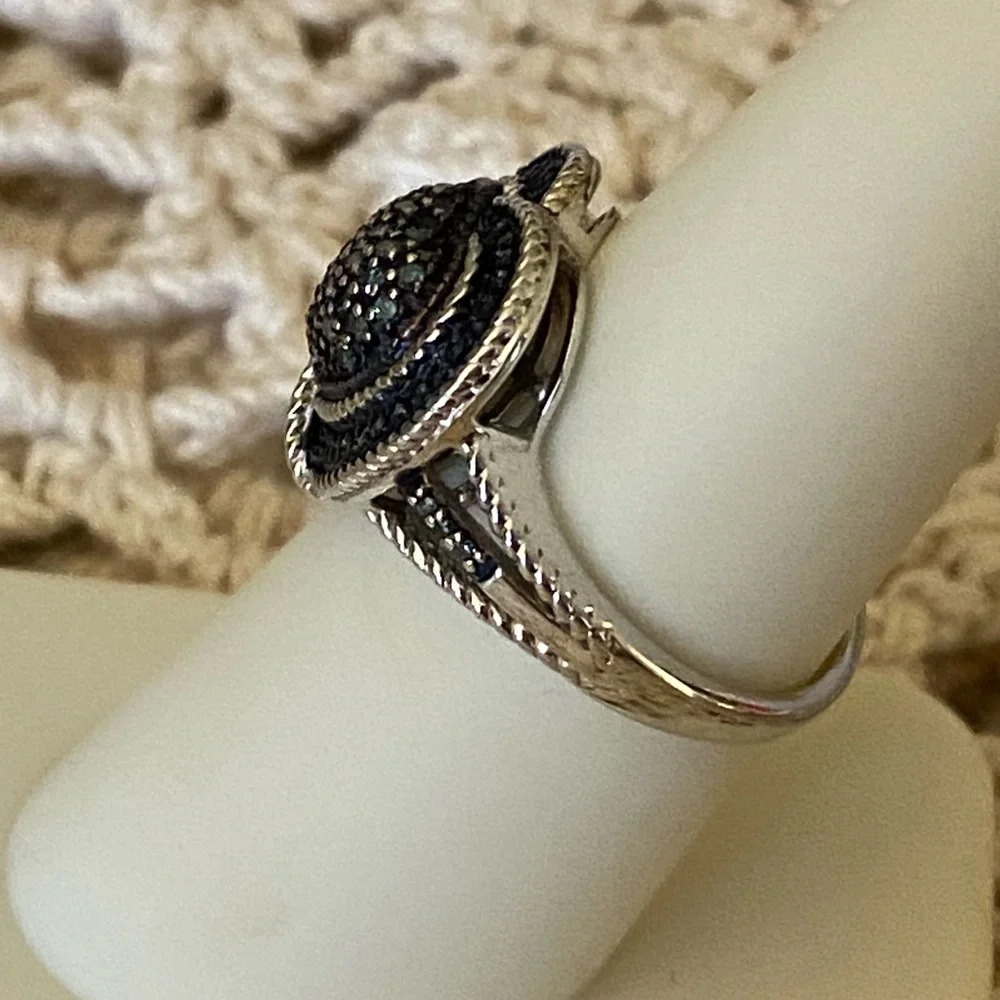 Blue diamond heart sterling ring - Picture 3 of 5